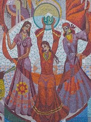 Исторические улицы и советская мозаика